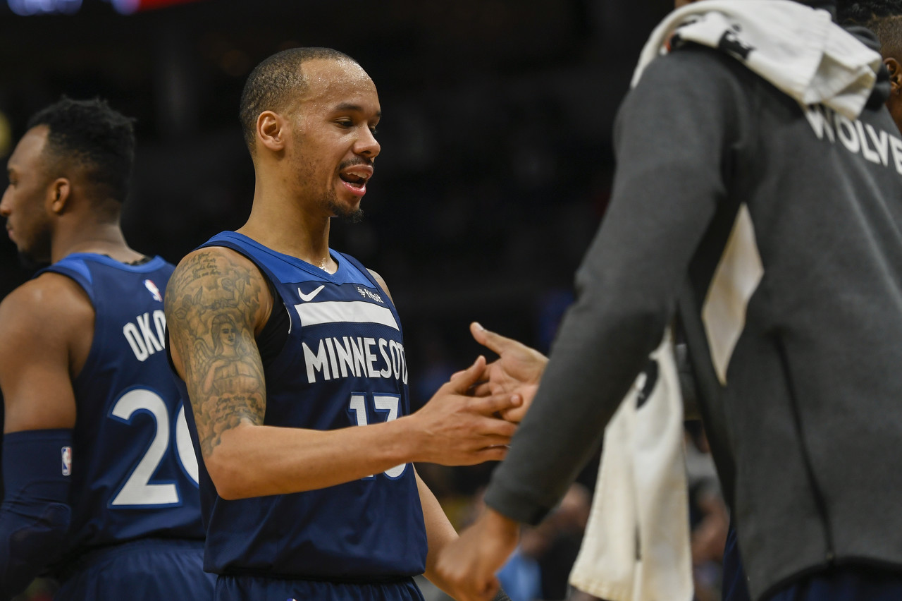 柏太阳神 VS 町田泽维：争冠与亚冠资格的激烈碰撞（柏太阳神对阵町田泽维：冲冠与亚冠门票的巅峰对决）