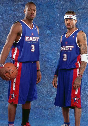 蓉城客战神户首发：韦世豪、周定洋在列，罗慕洛、费利佩登场（成都蓉城客战神户首发公布：韦世豪、周定洋入列，罗慕洛、费利佩出战）