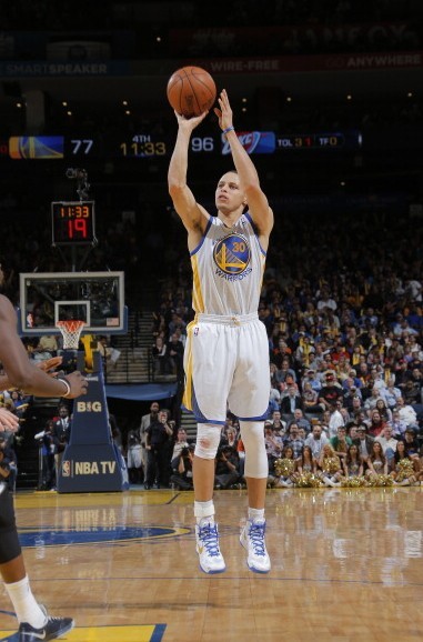 阿诺德：我对受伤感到非常沮丧，皇马球迷们2026年见（阿诺德坦言伤病令他沮丧：皇马球迷，2026年再会）