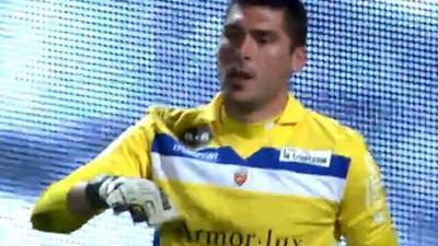 德甲进球榜：拜仁44球领跑！药厂、法兰克福并列第2！（德甲进球榜：拜仁轰44球登顶，勒沃库森与法兰克福并列次席）