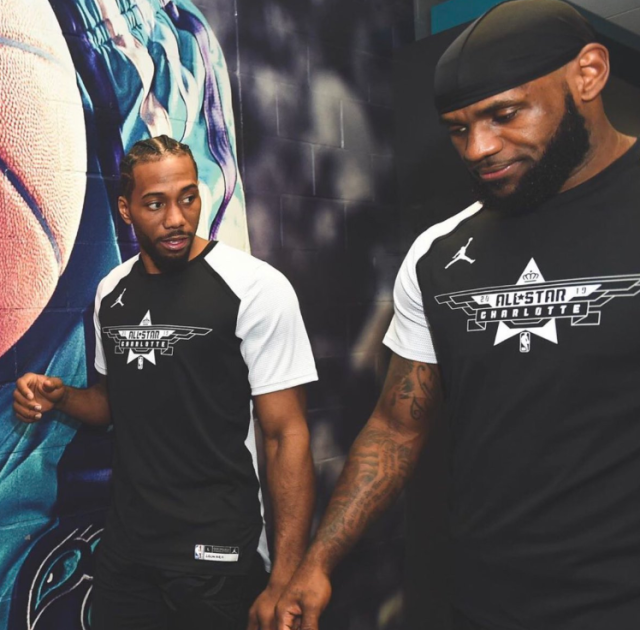 孔帕尼：阿方索等人复出的故事，是我们点燃团队精神的新火焰（孔帕尼：阿方索等将士伤愈归来，点燃团队新士气）