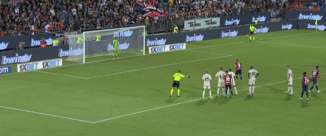 穆里尼奥：本菲卡没有姆巴佩、维尼修斯、亚马尔，我们只有团队（穆里尼奥：本菲卡没有姆巴佩、维尼修斯、亚马尔，我们依靠整体力量）