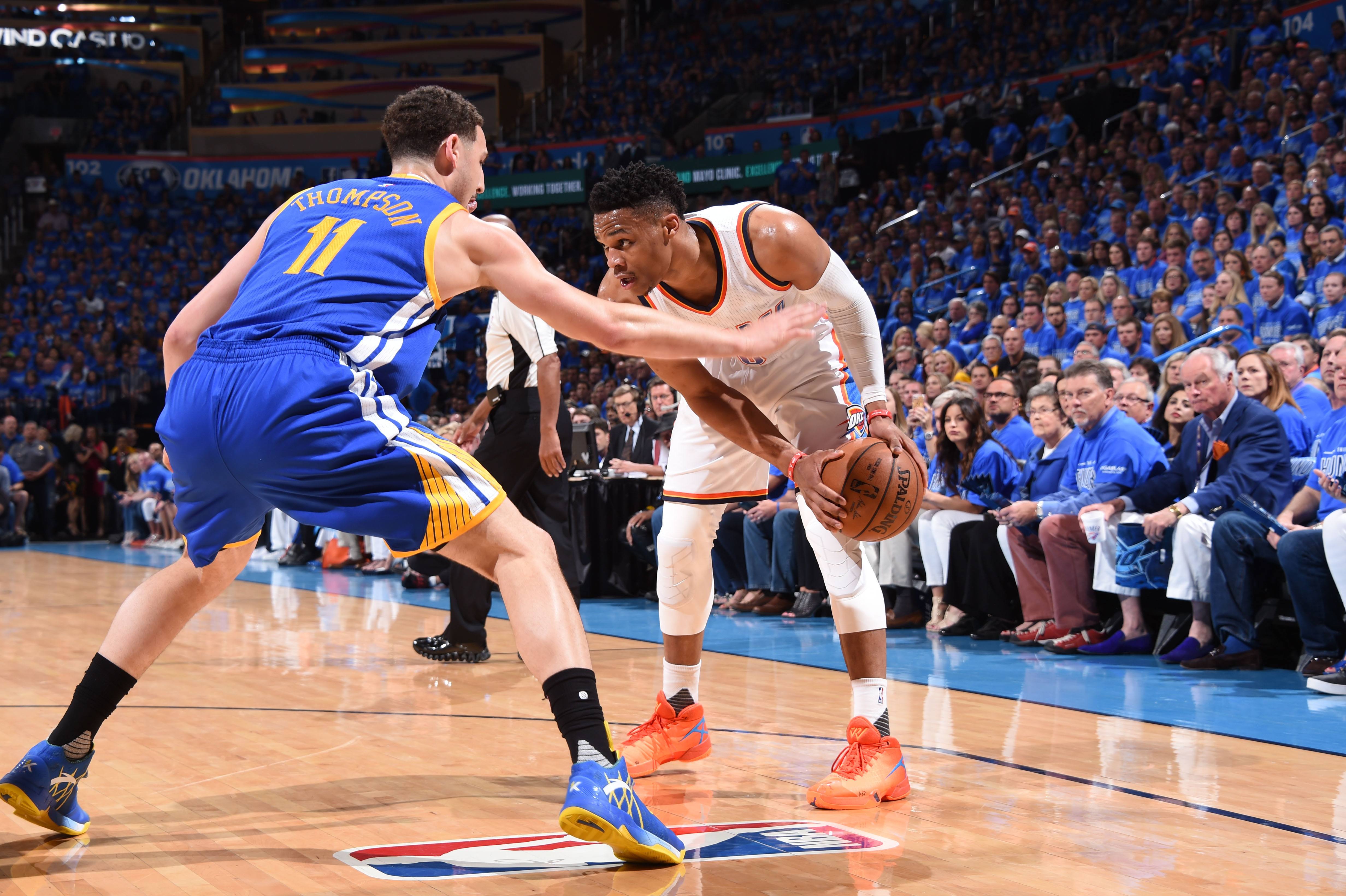 打破魔咒！步行者成联盟最后一支斩获赛季客场首胜球队（魔咒终结！步行者成本季联盟最后一支收获客场首胜的球队）