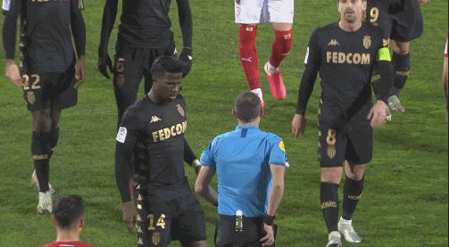 火箭开局进攻篮板率高居全联盟之首，创近10年来新高