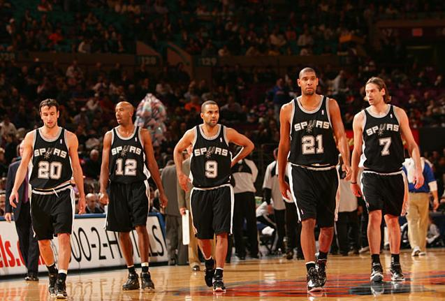 利兹联主帅：战胜蓝军让球队重获信心，利物浦能拿到欧冠席位（利兹联主帅：击败蓝军重振士气，利物浦有望锁定欧冠名额）